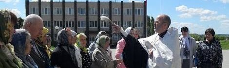 Молебен в поселке...